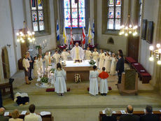 1. Heilige Kommunion in St. Crescentius (Foto: Karl-Franz Thiede)